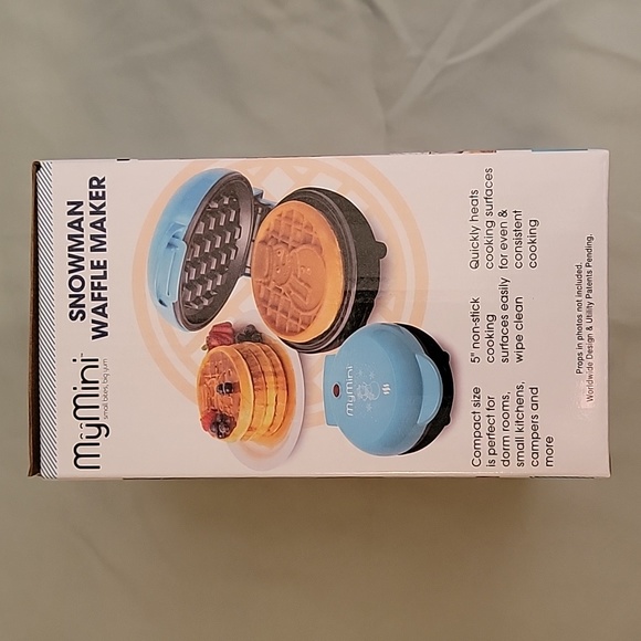 MyMini Snowman Waffle Maker, Limited Edition, 5" plate, factory sealed. NWOT - Picture 2 of 8